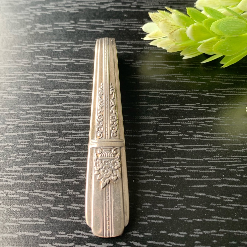 Spoon Pendant Jewelry Vintage 1939 Celebrity-Wild Rose Oneida SilverPlat…